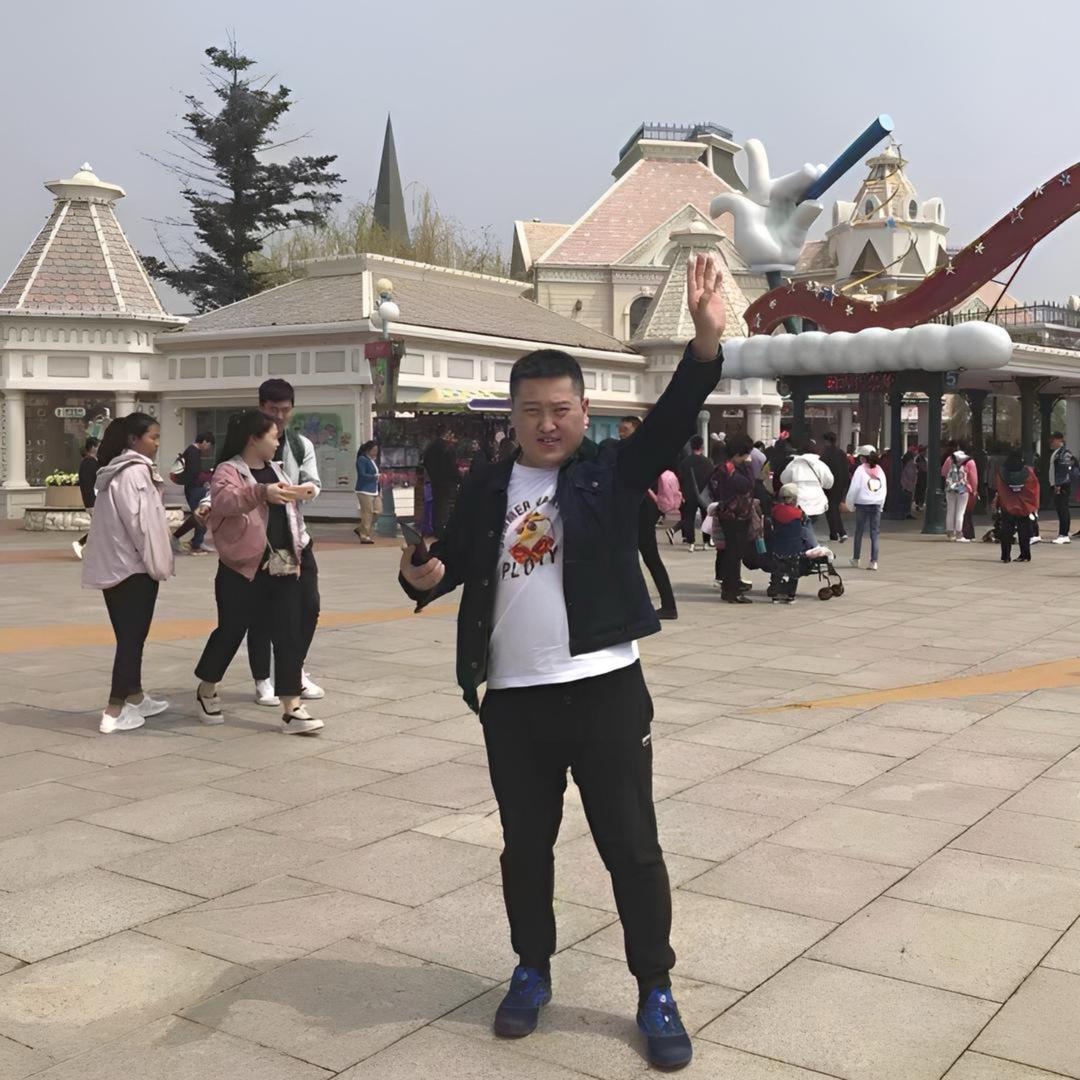 大鹏和玉米