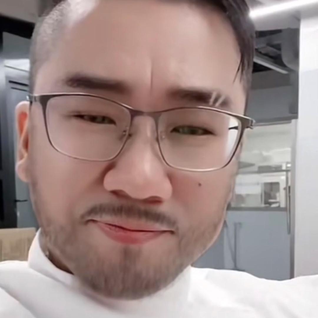 军哥@