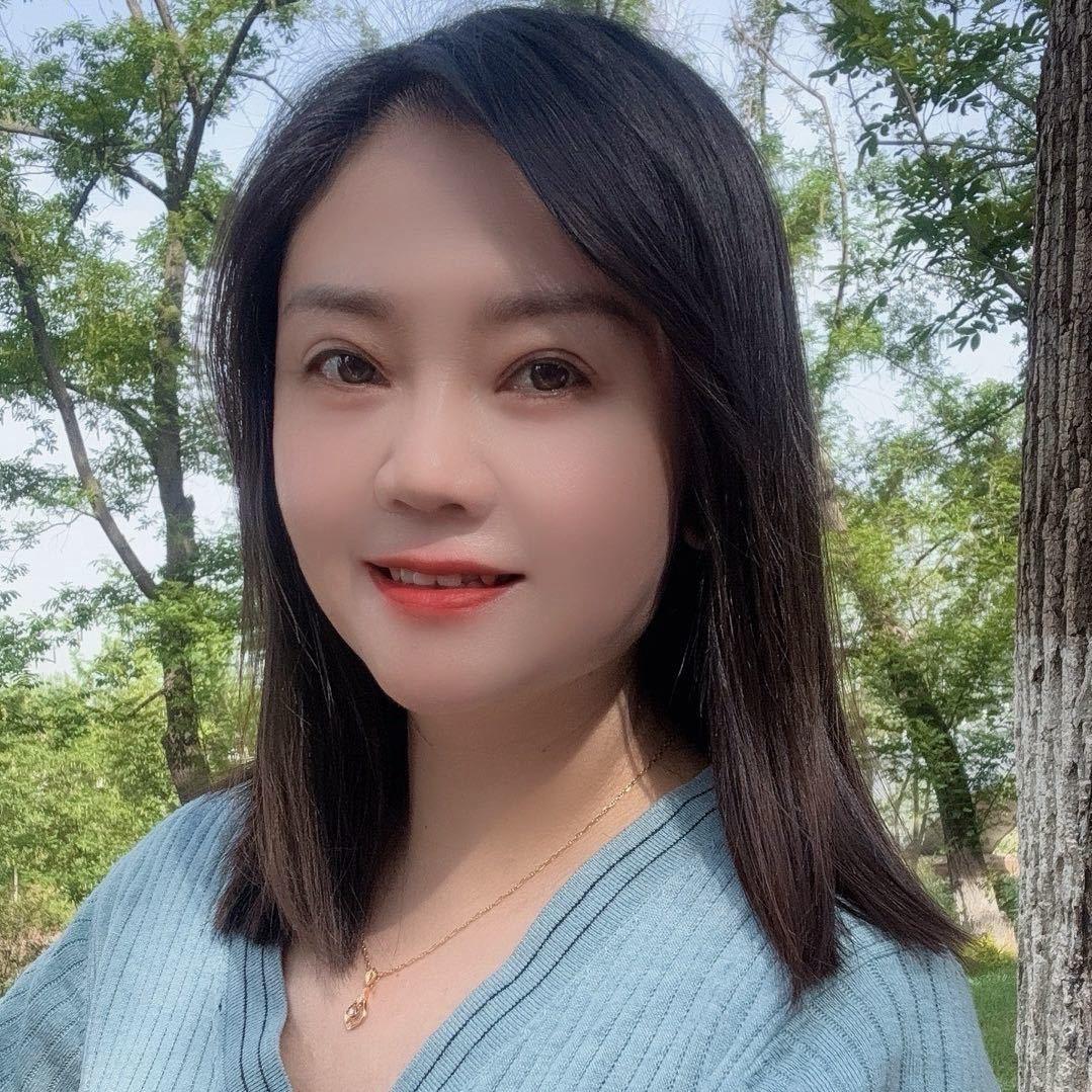 一弯晓月