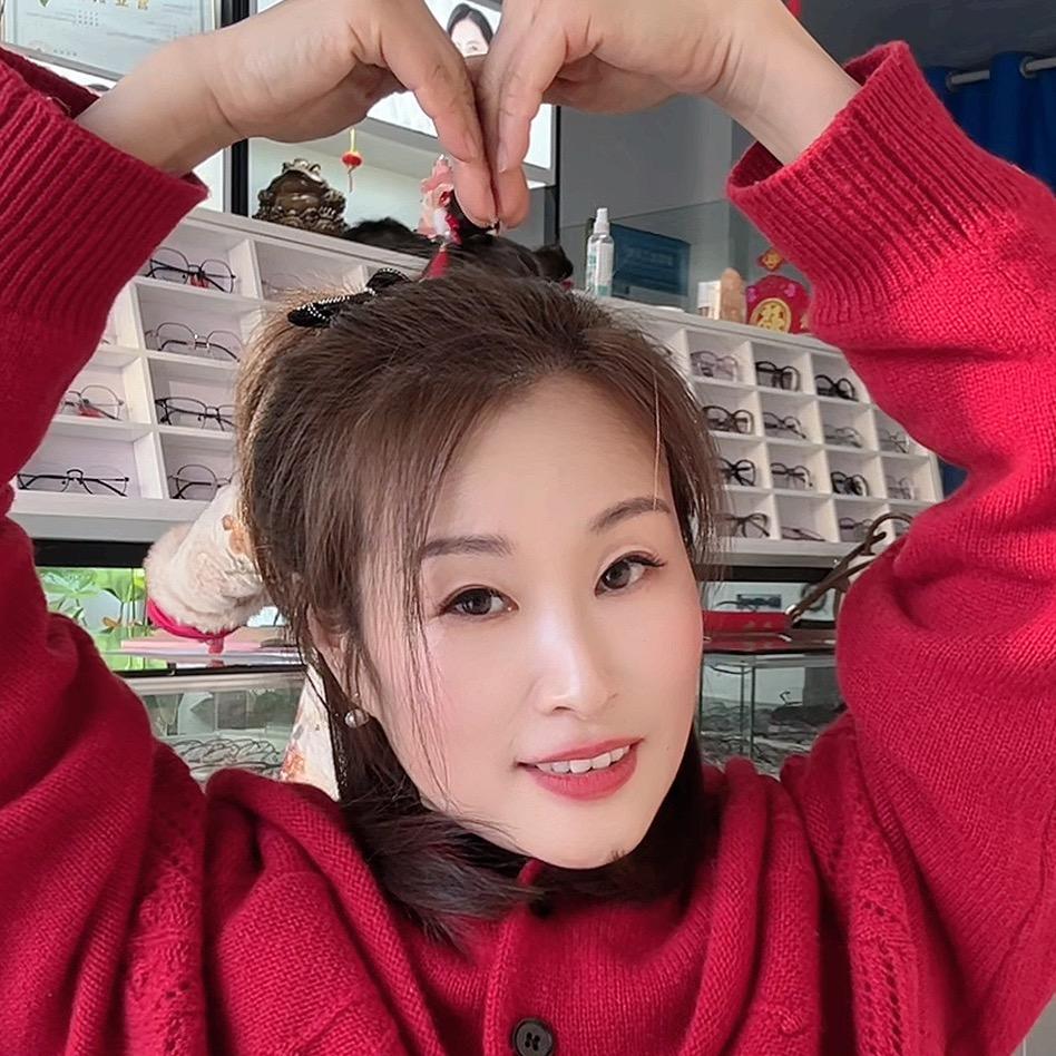 靖江卖眼镜的静静