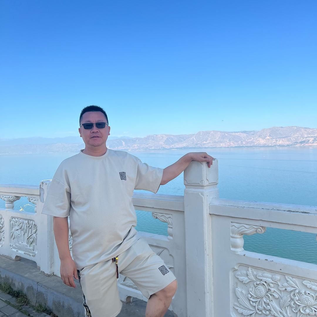 医者仁心，高山草甸