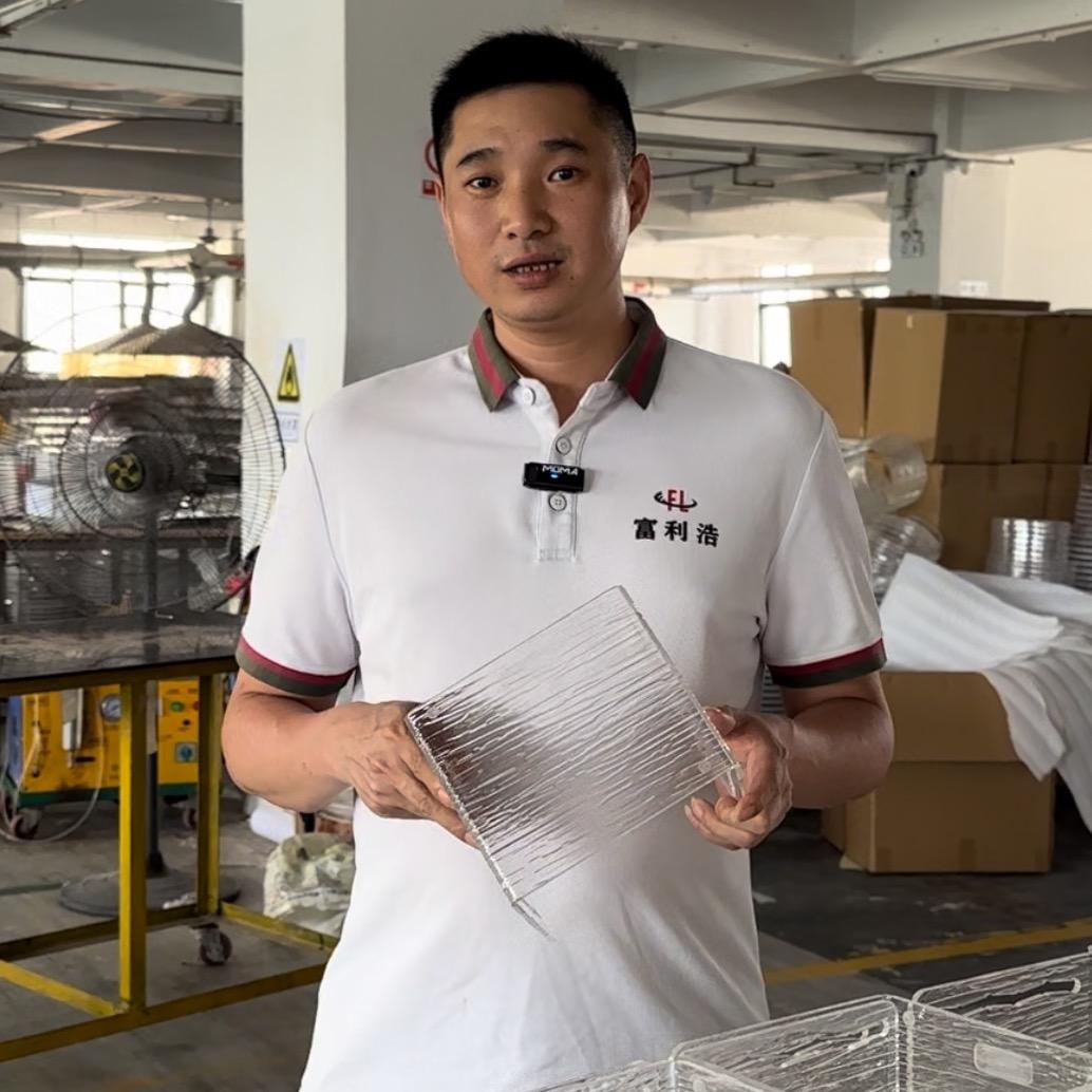 谢江利-亚克力制品