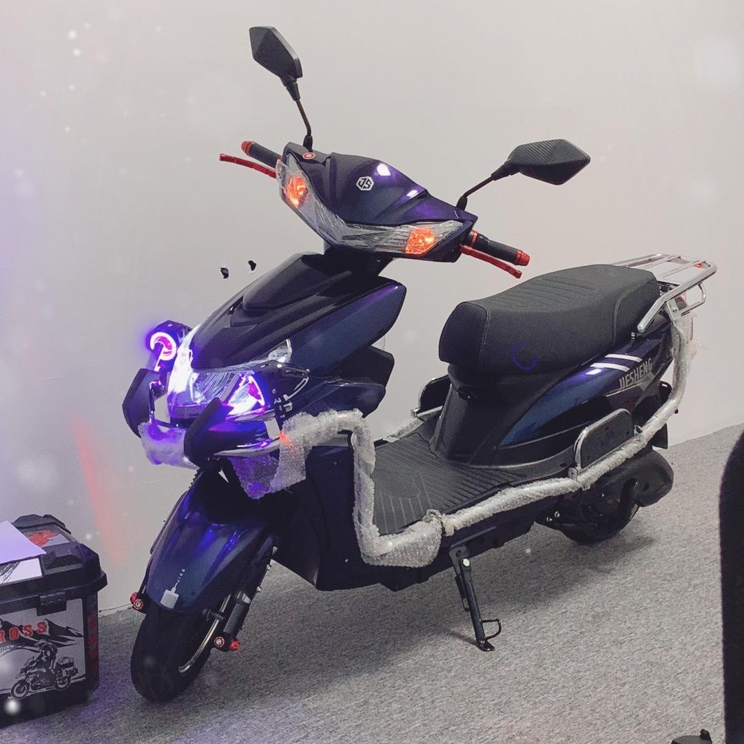 陈晨大黄蜂电动车工厂店