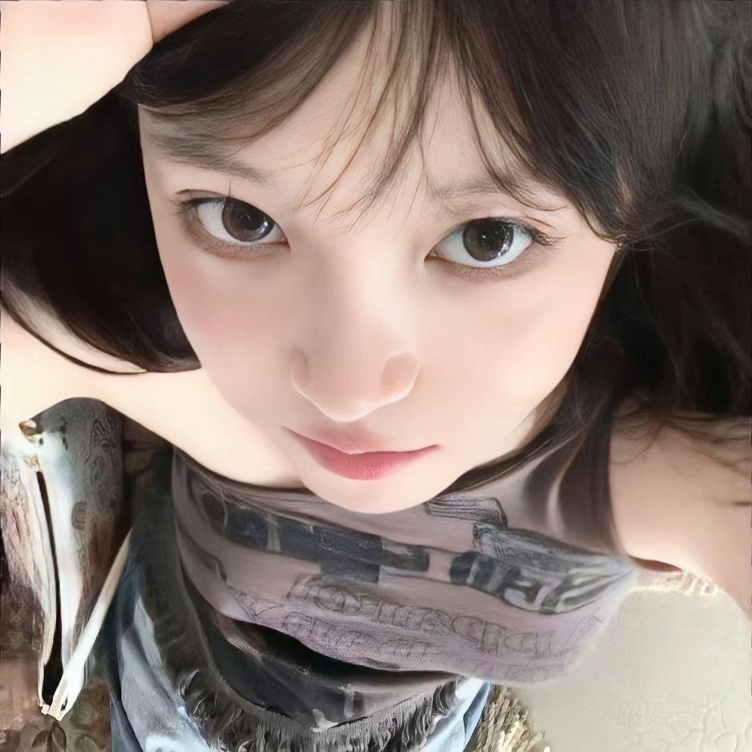 美女要吃饱了