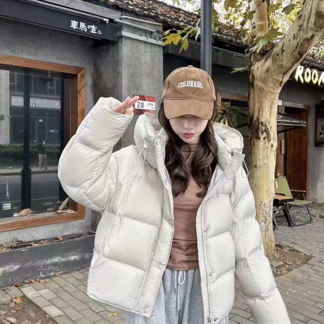 依娜服饰