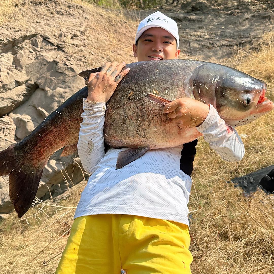 小洁老公爱钓鱼🎣