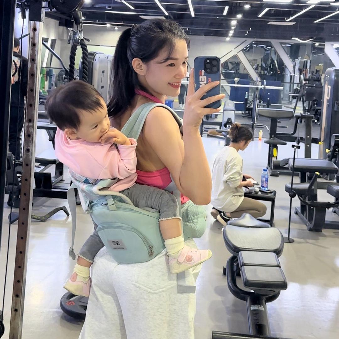 莹莹爱健身