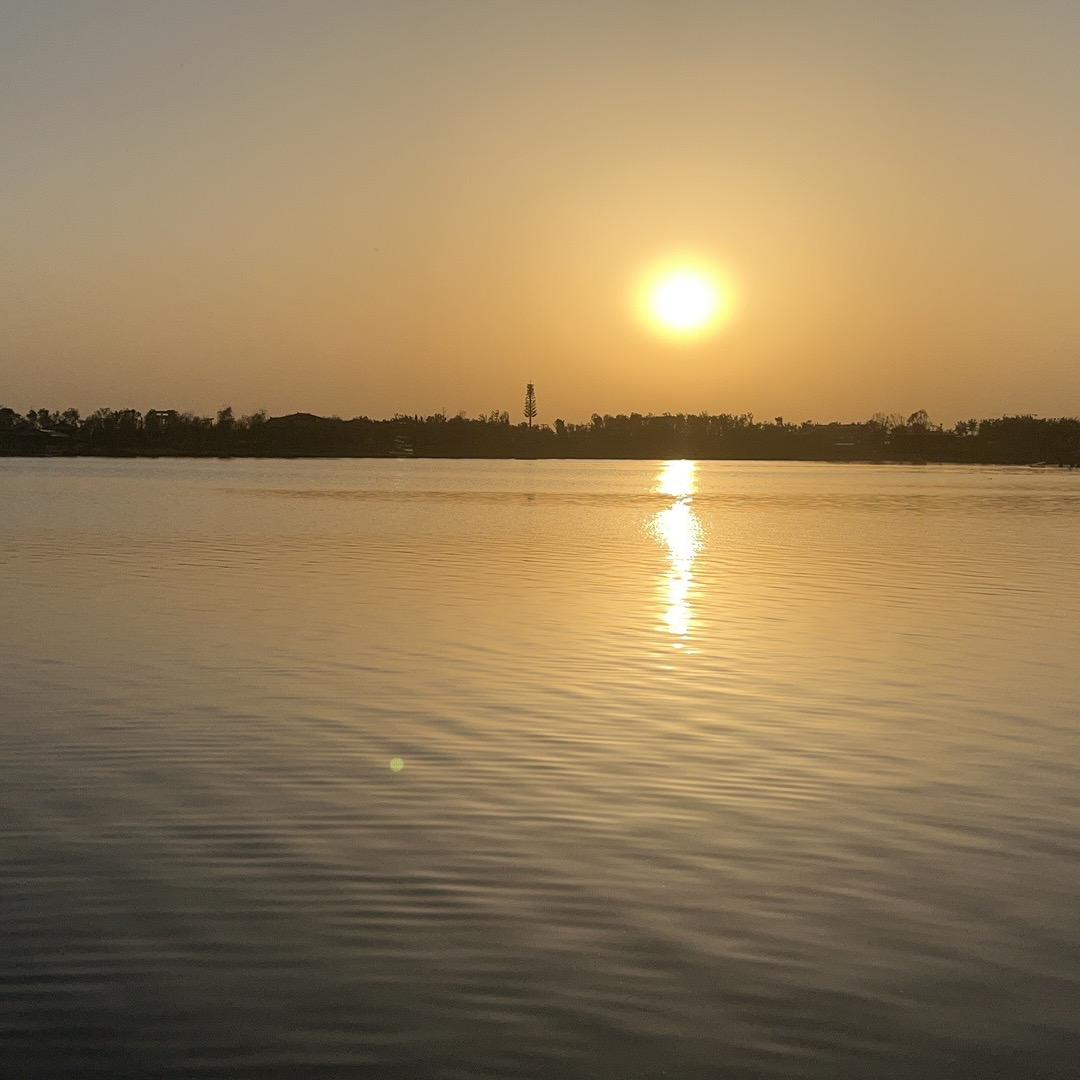 嘻嘻哈哈，年过十八