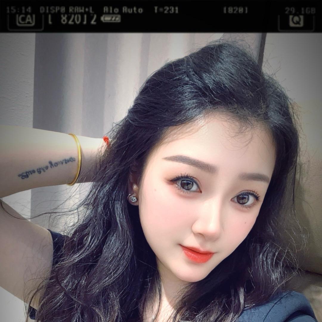 东乡黄珍～步行街(独秀女装👚)实体