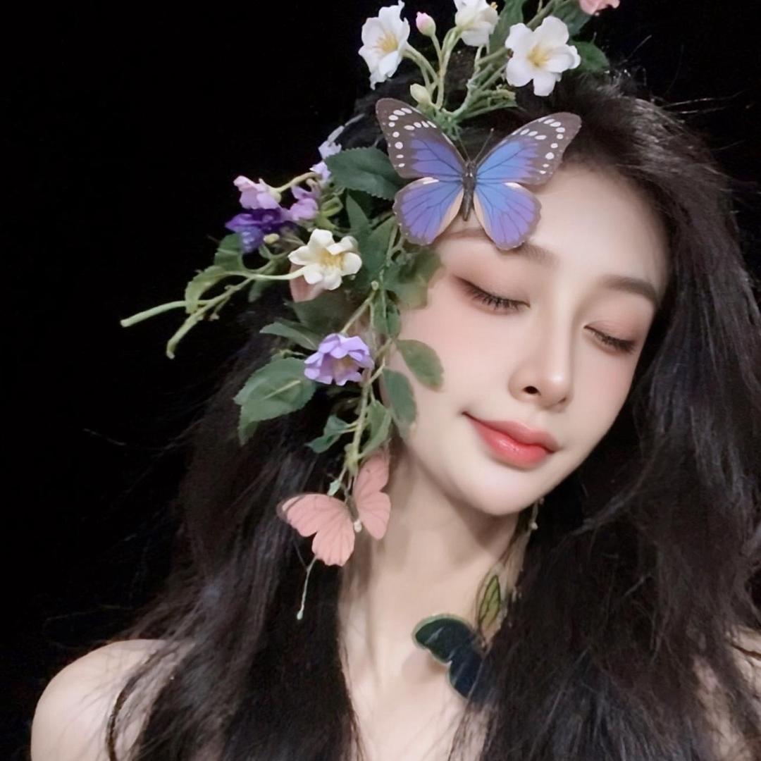 含笑半步癫*❤️