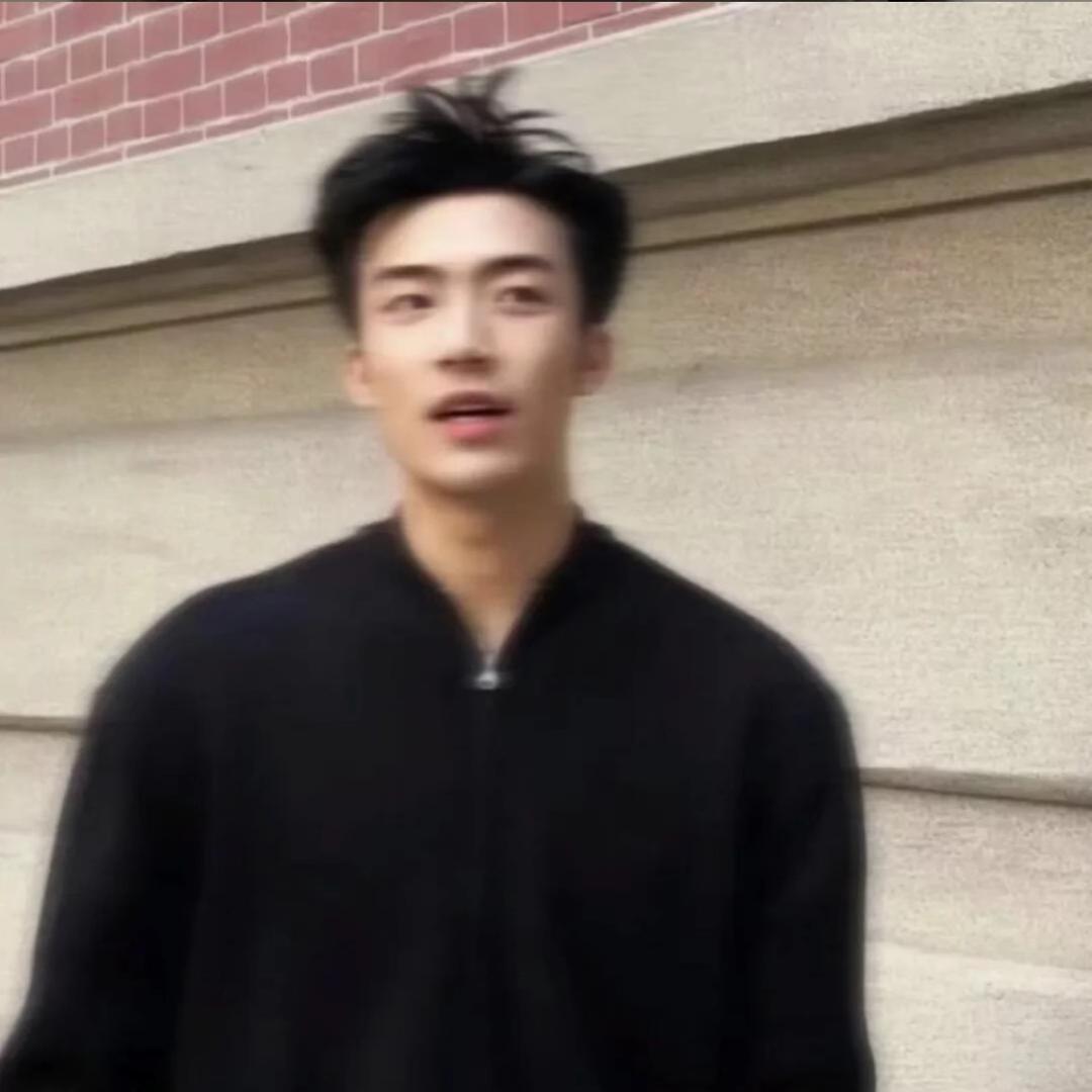 鬼鬼、
