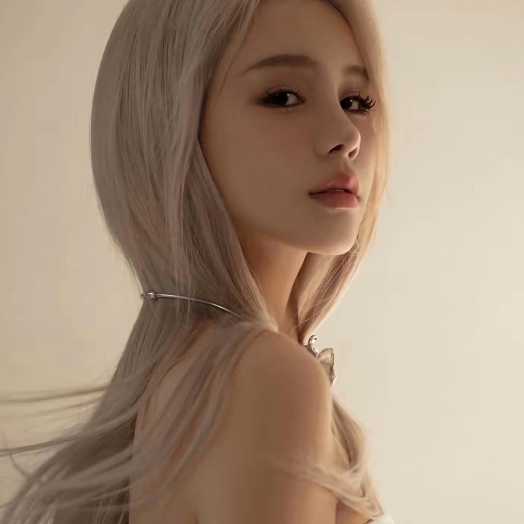 ㅤㅤㅤㅤ￴ ￴￴ ￴ ￴