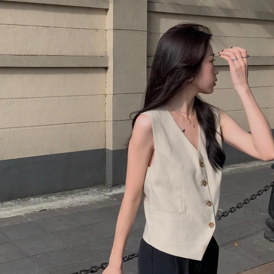 ALIN 私服