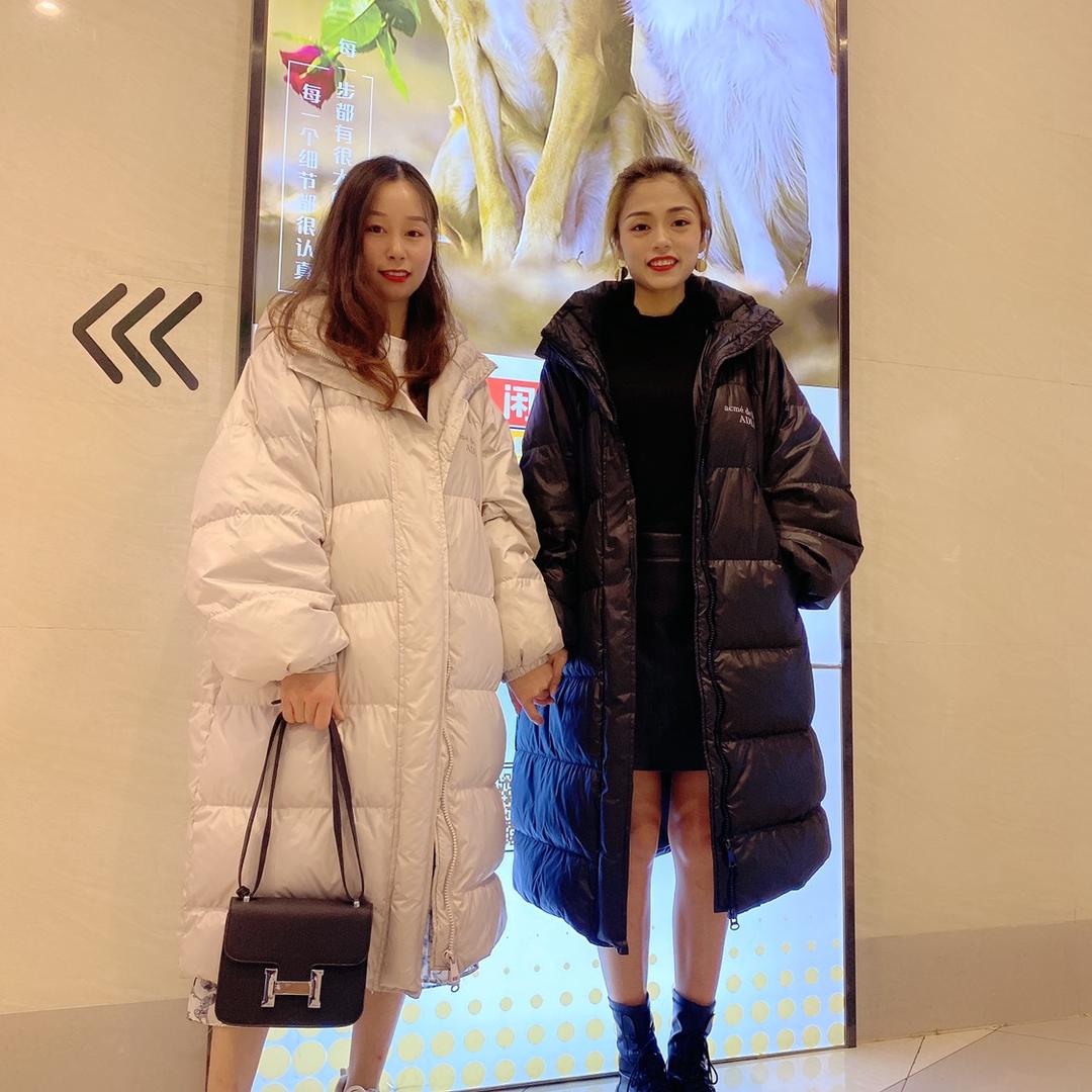悦娜兮兮工厂店直播