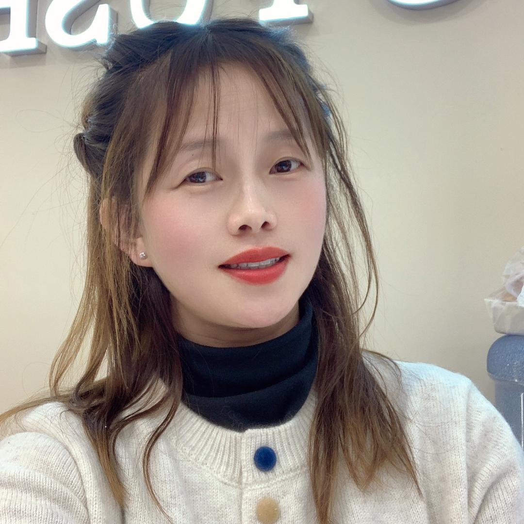 昆明大板桥CCFUSHI女装官方号