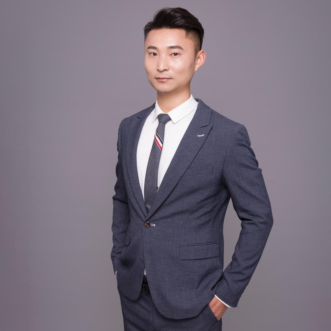 卫航房车销售部长宗翔