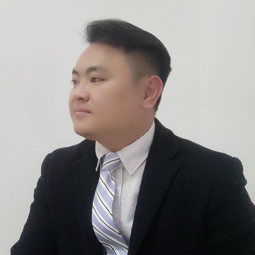 鑫牛烧烤 小梁