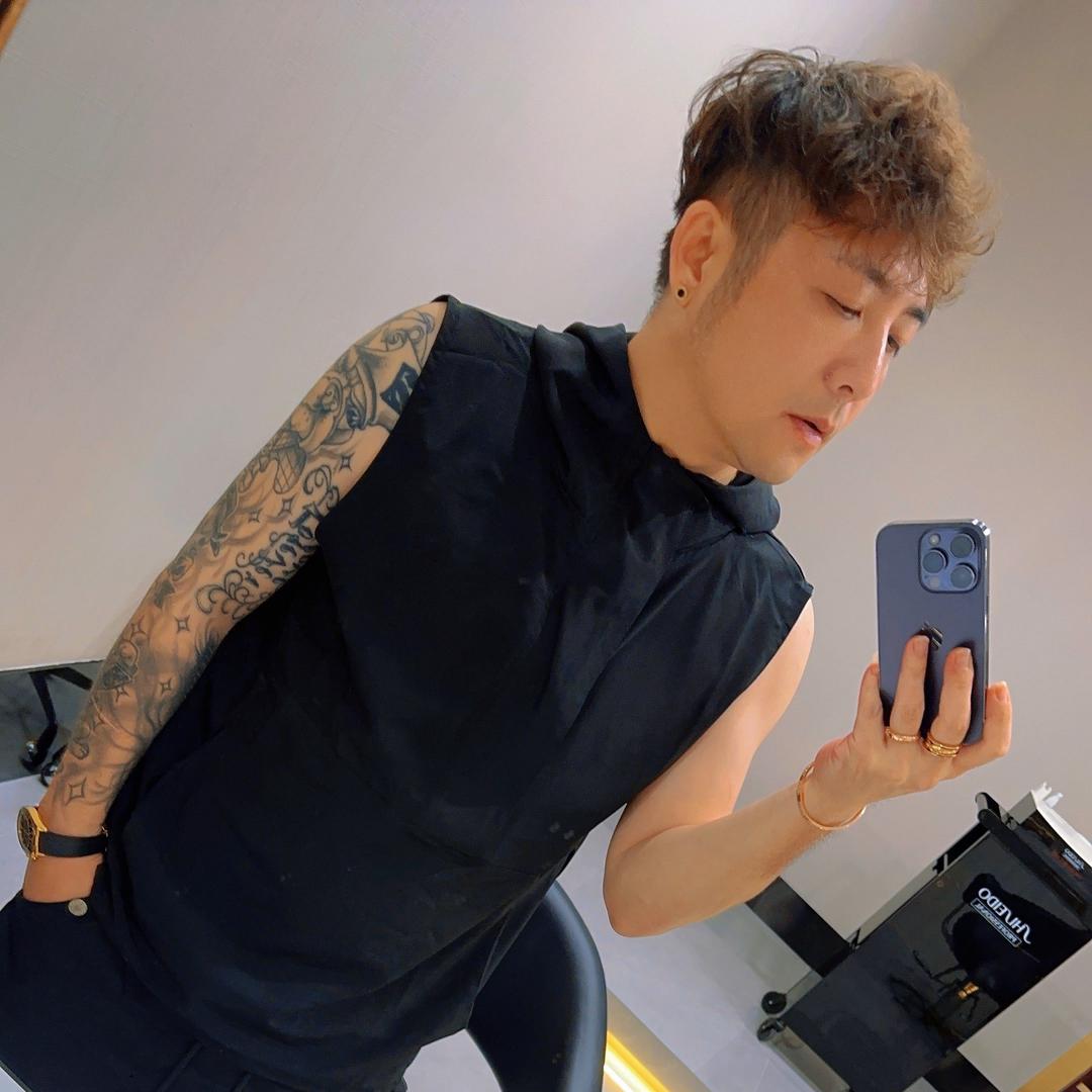 ⚜️小九爷⚜️