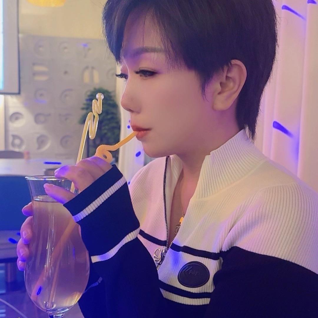 🌸顾得猫宁～女士