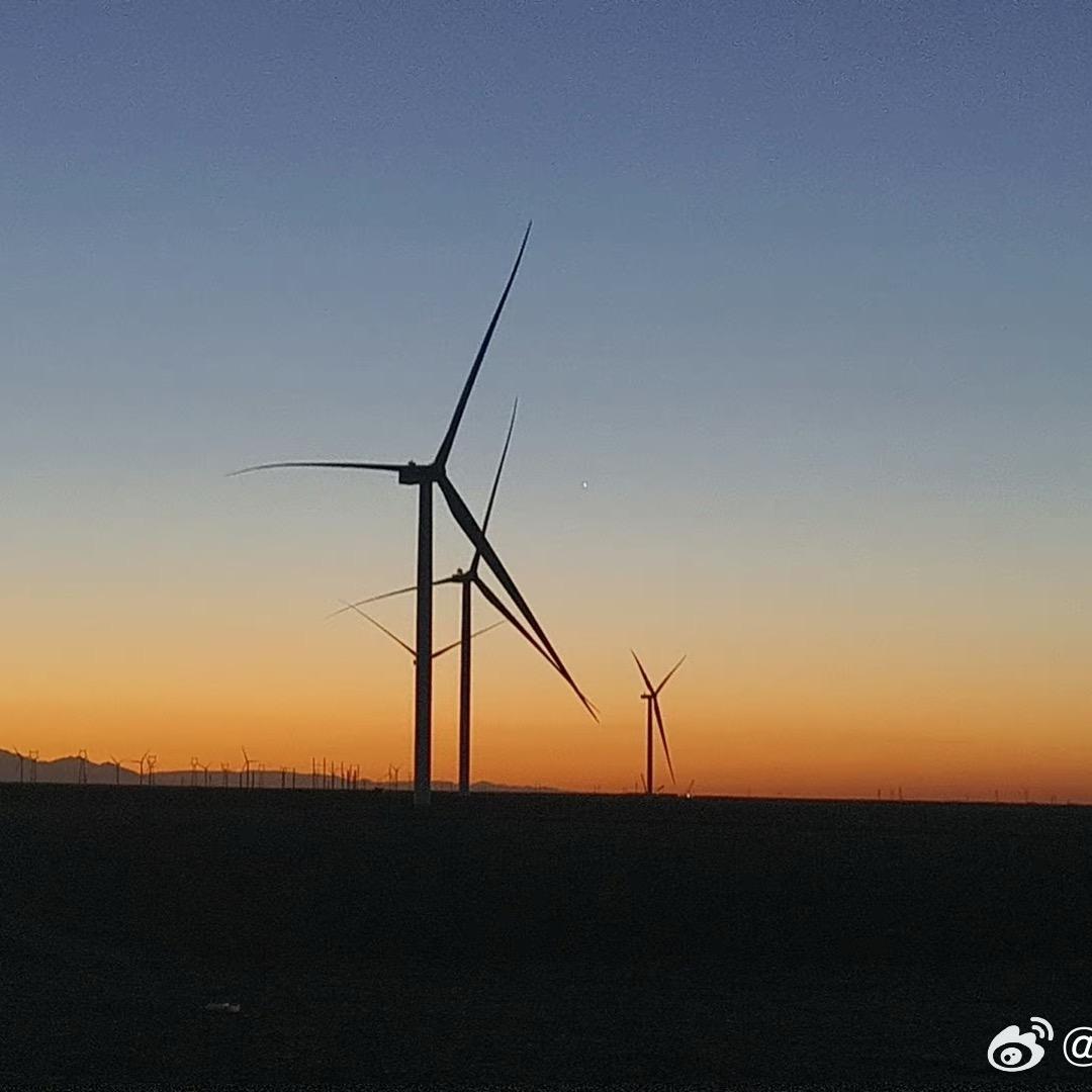一念秋风起，一念相思长