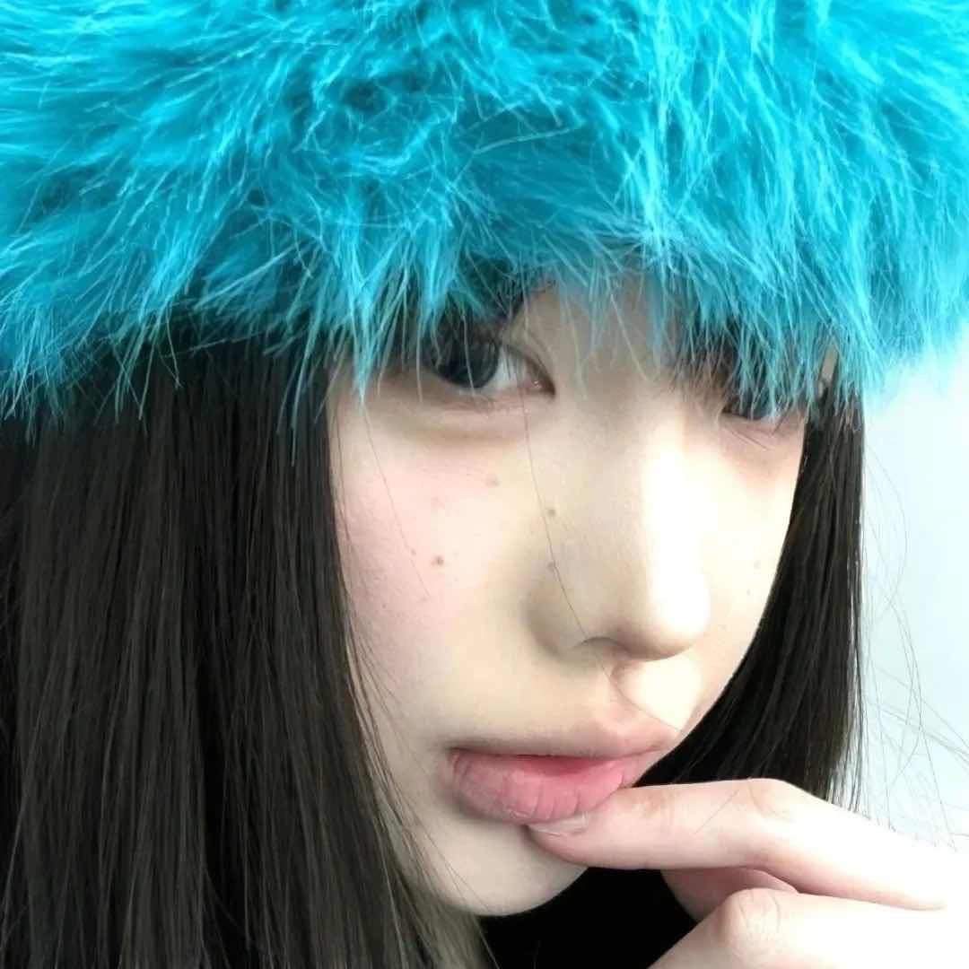 77🧊