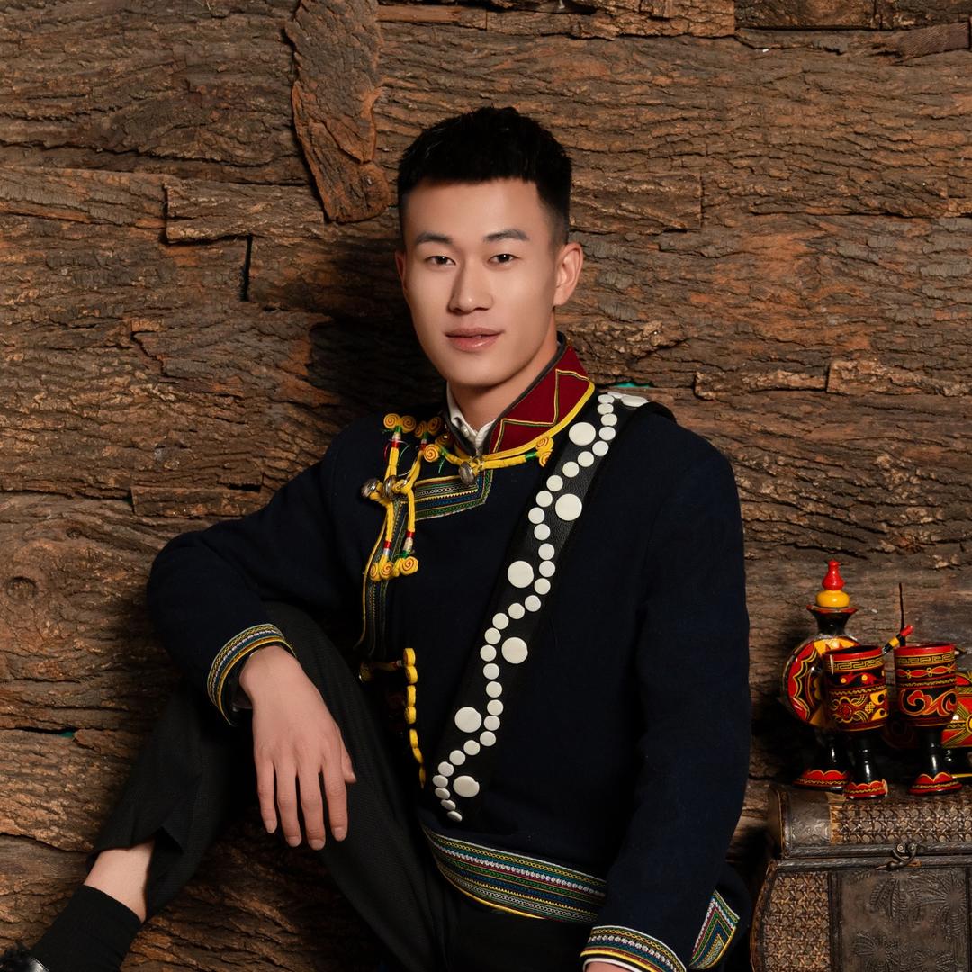 车联汇二手车-小佐