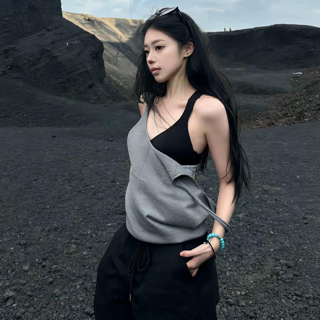 茉     莉
