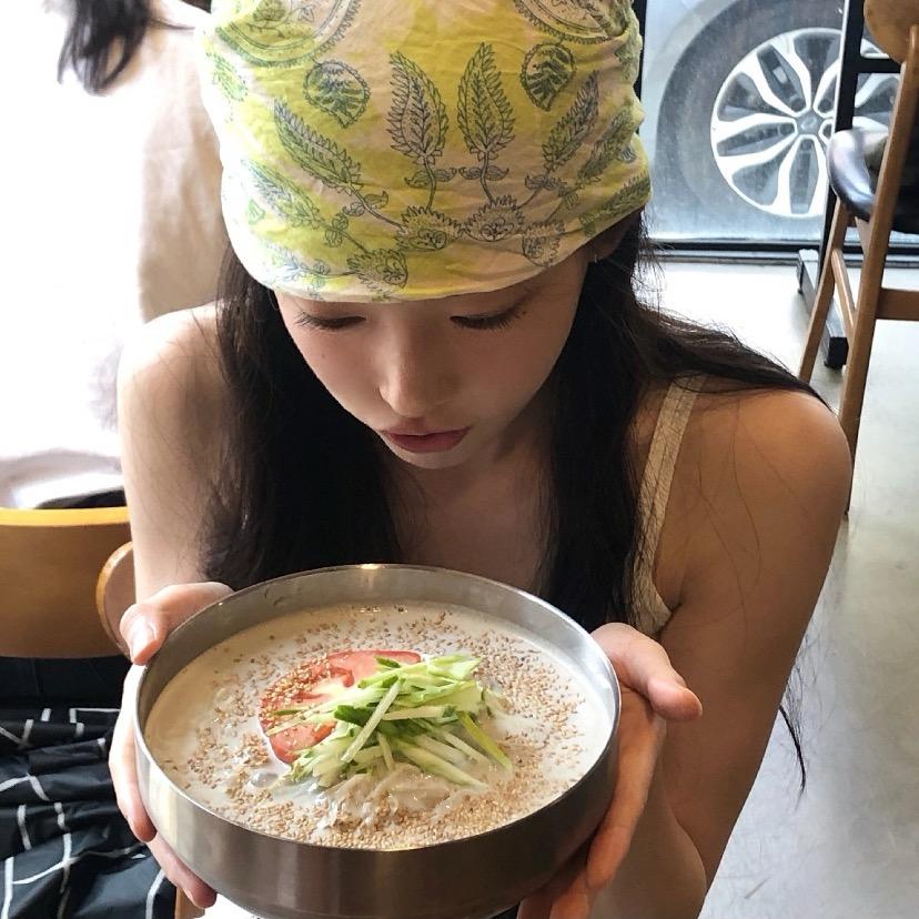养猪场老板.