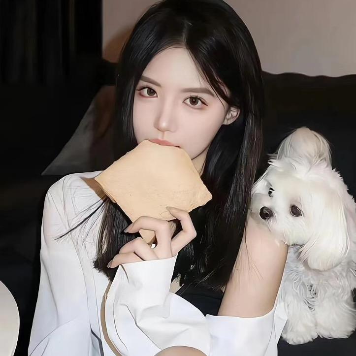 爱唱歌🎤的小趴菜