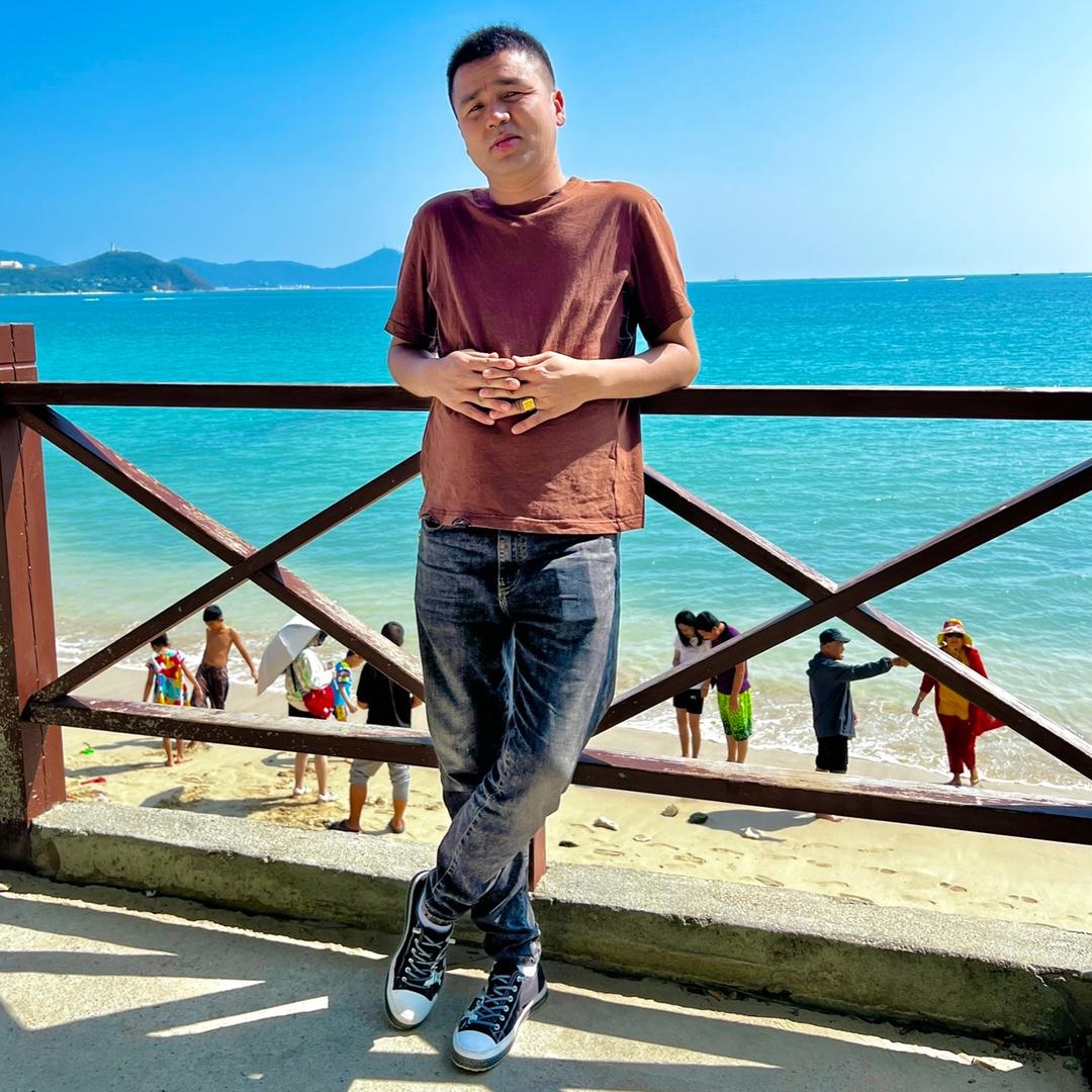 丝贸篮服饰