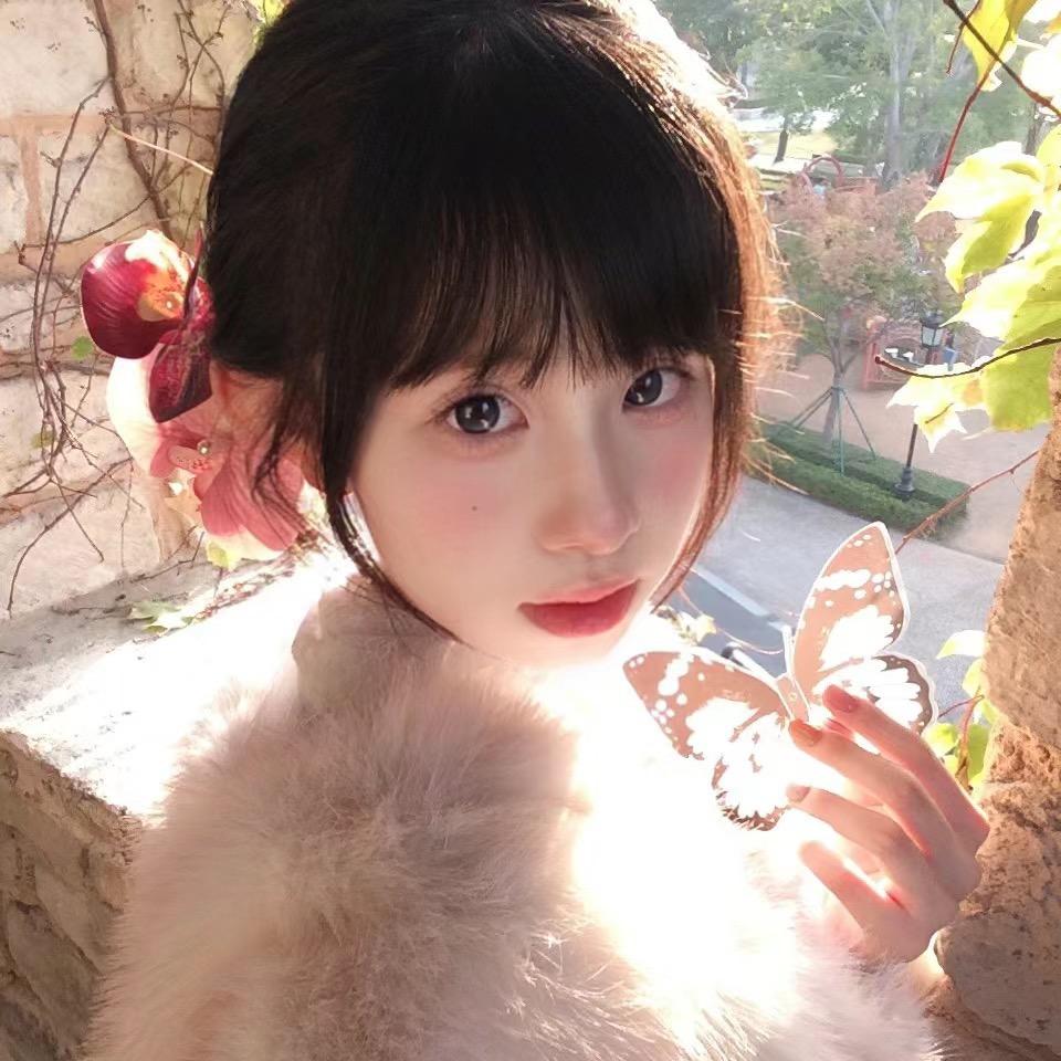 不知名草莓蛋糕