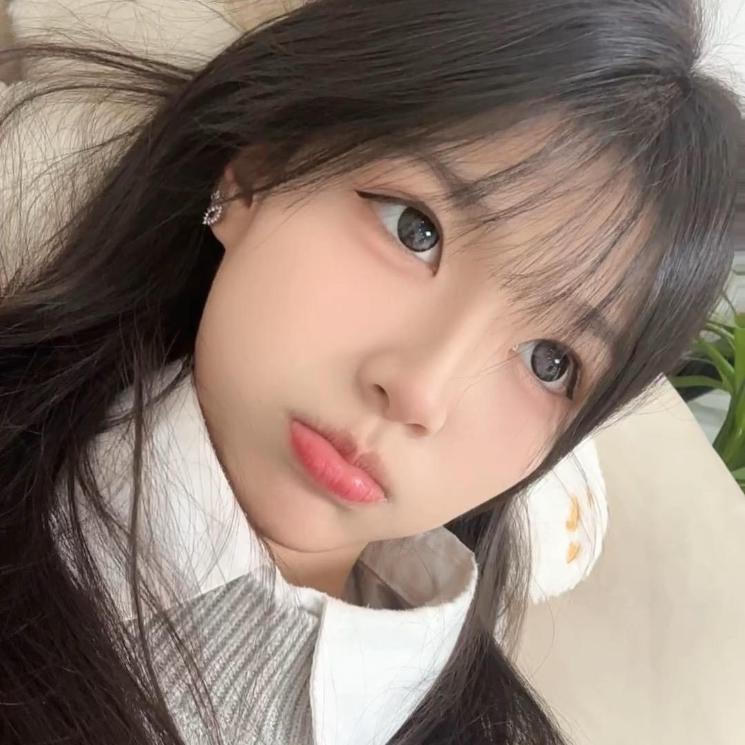 贞贞超级美