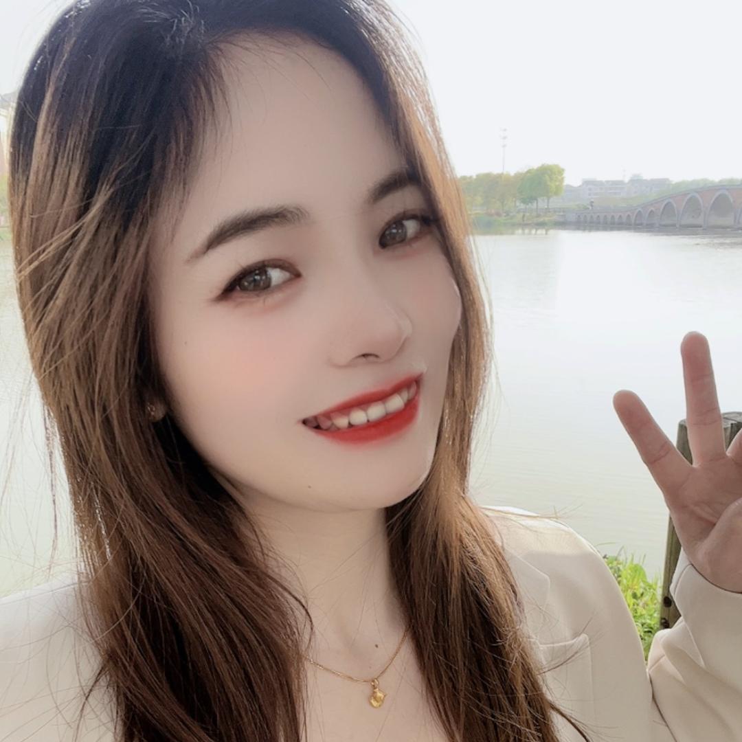英子