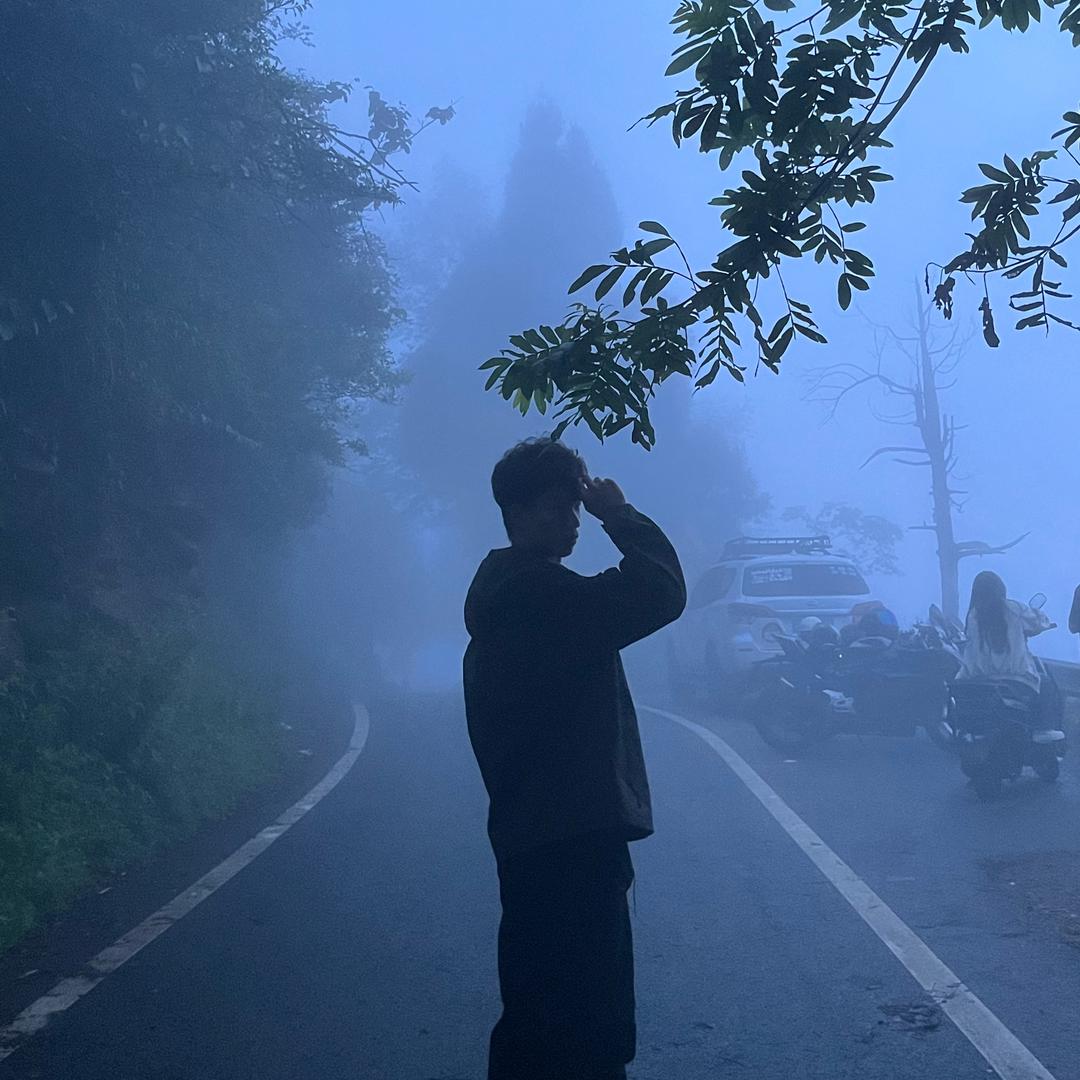 00后(喜洋洋在路上)