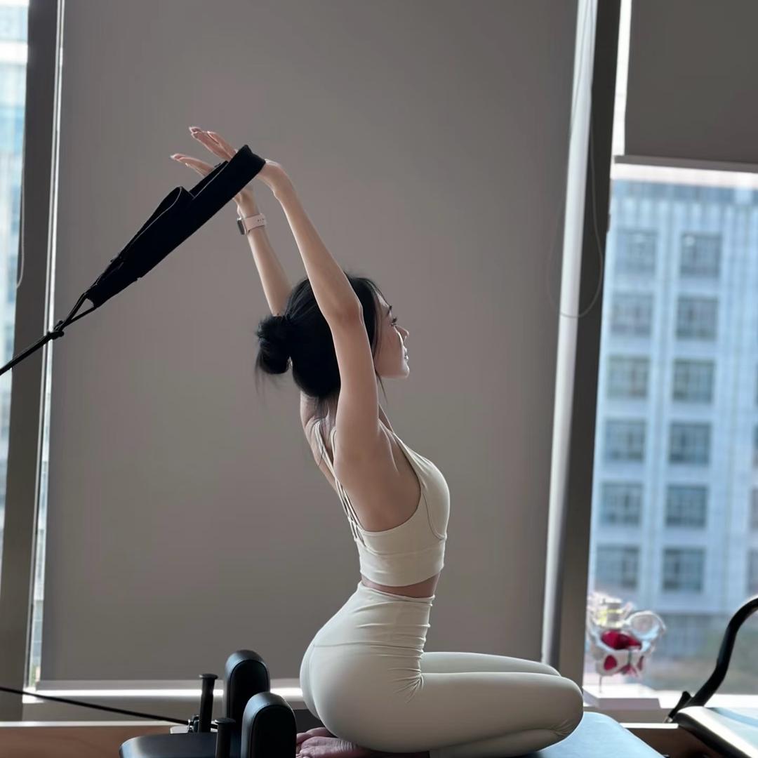寻悦瑜伽普拉提—畅畅