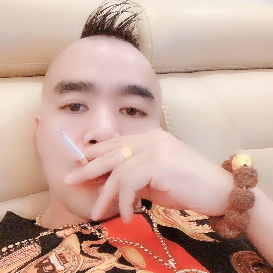 黄总