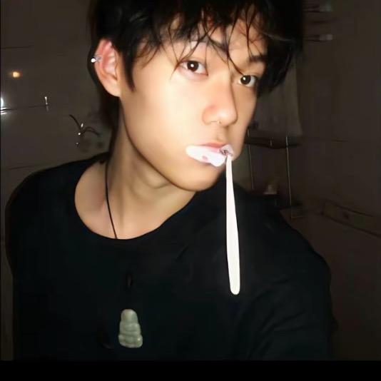 小u