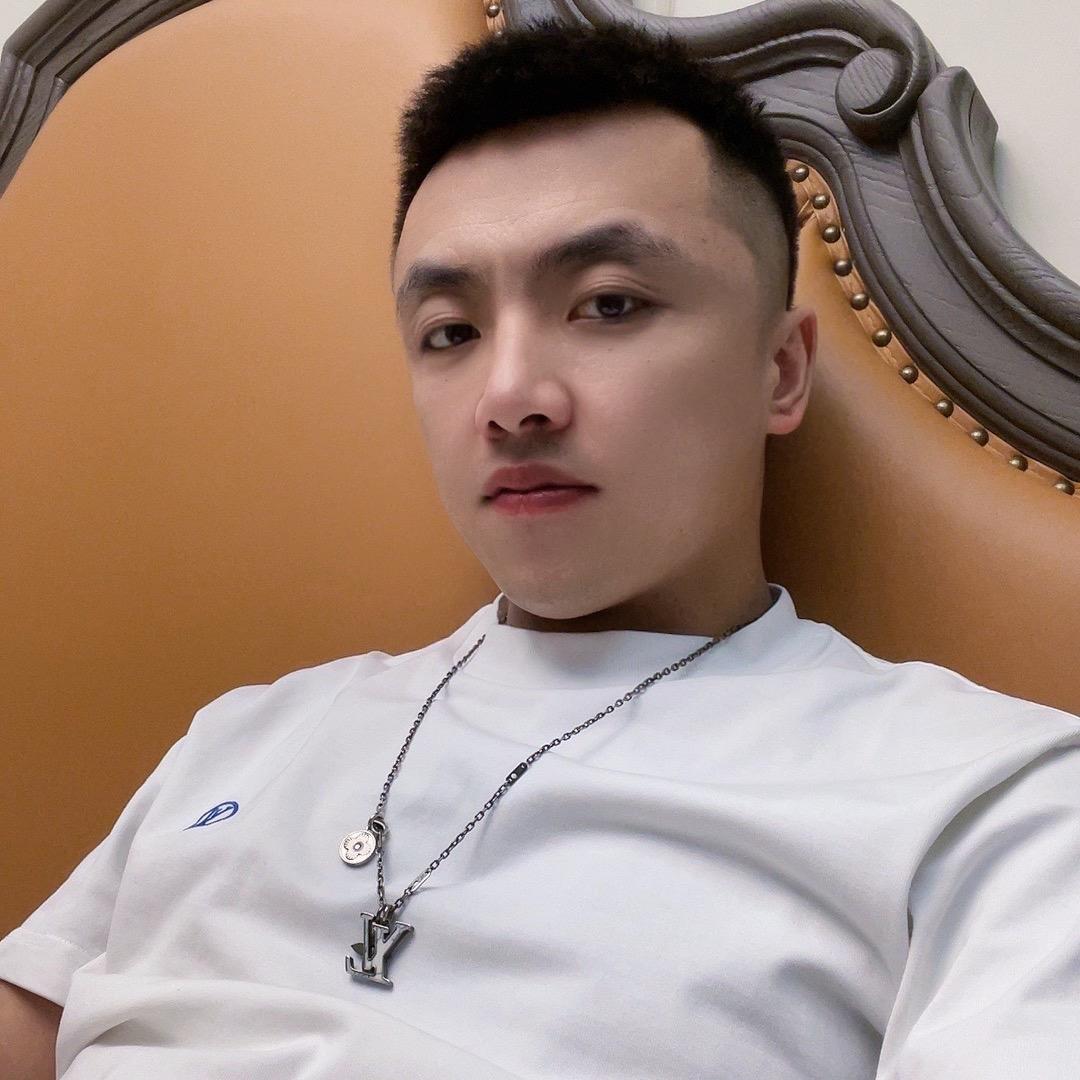 小亮