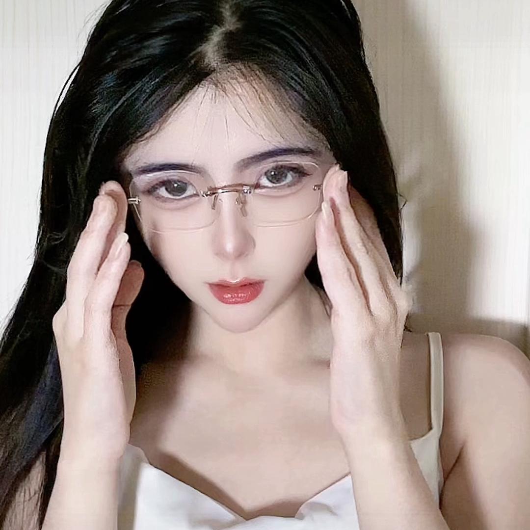 一只小精琳