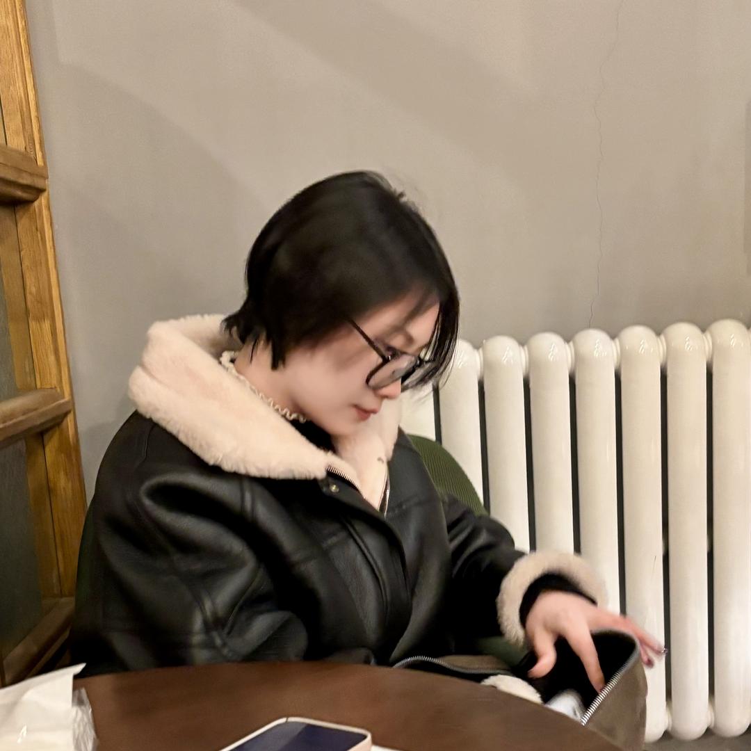 彡