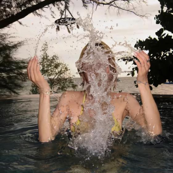 月亮里的嫦娥🐾