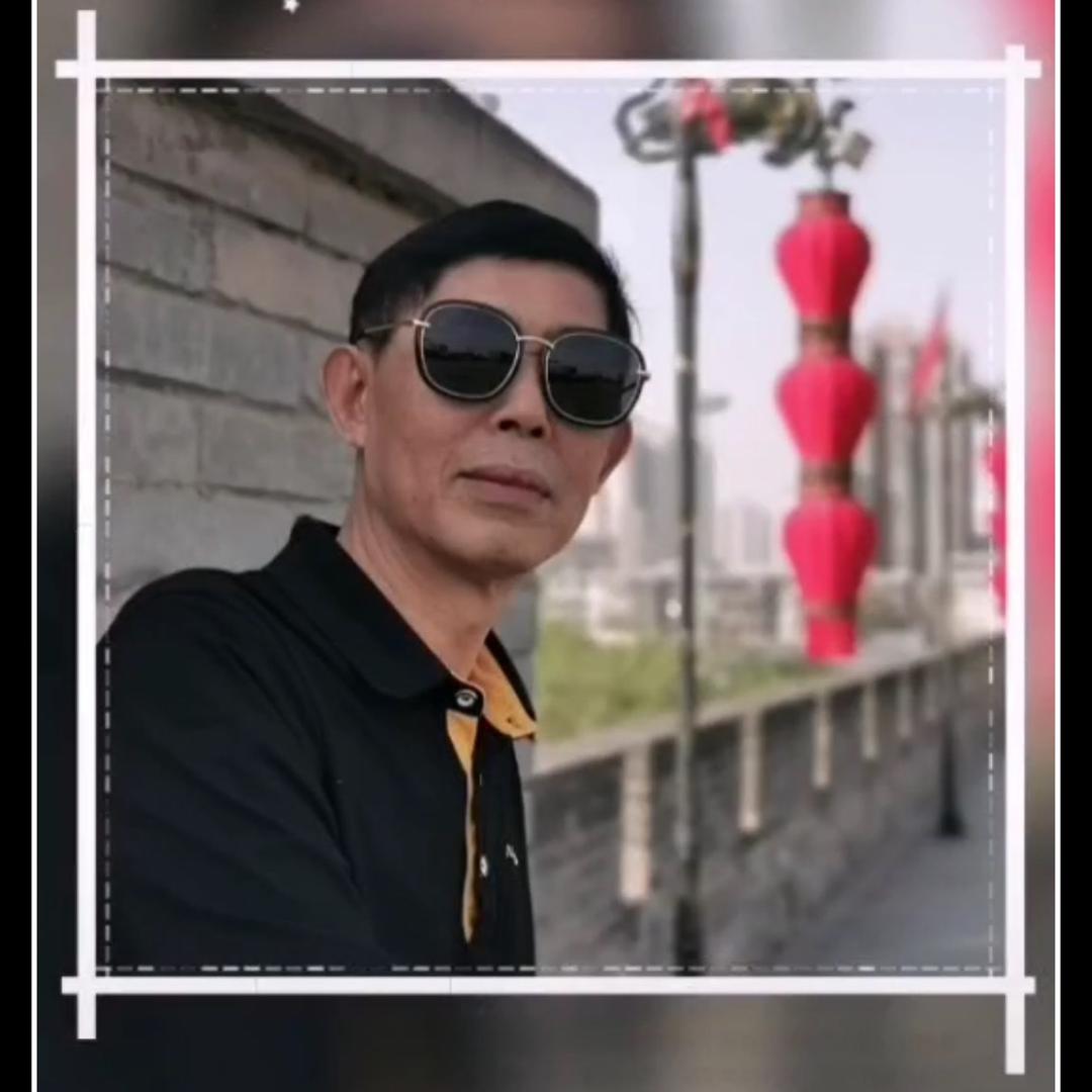 尤