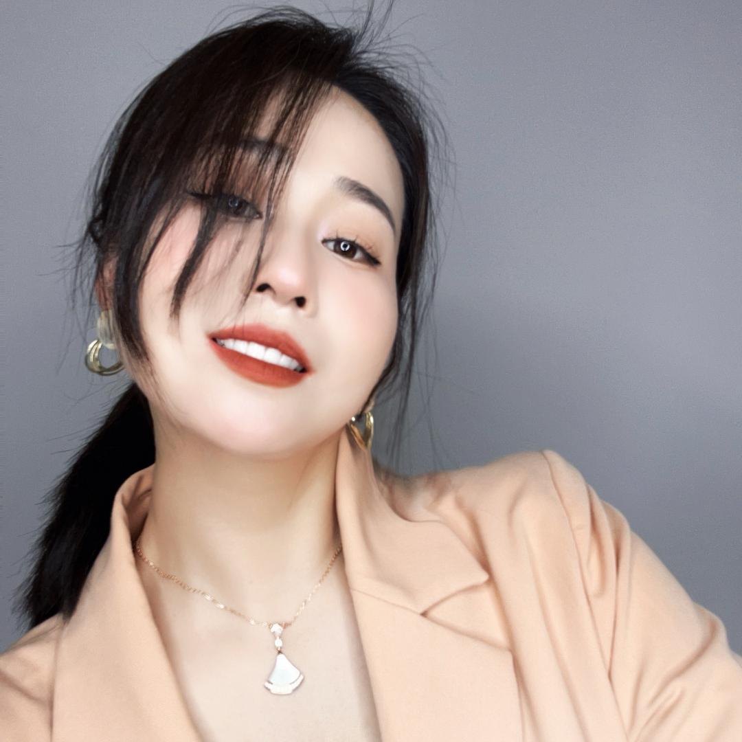小美学姐