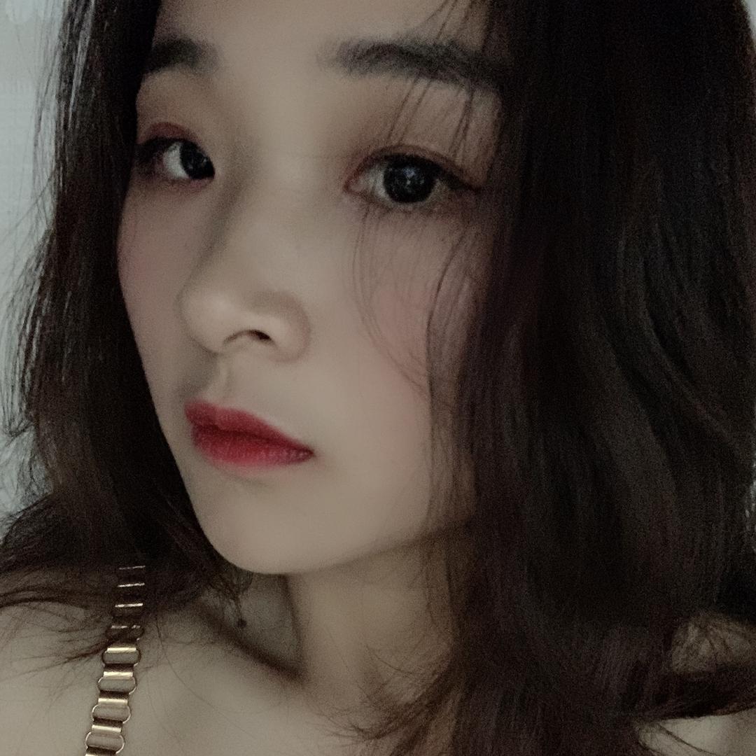 管管吖