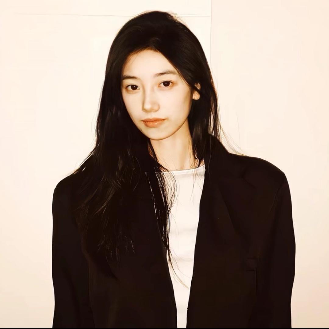 Y  ˇ