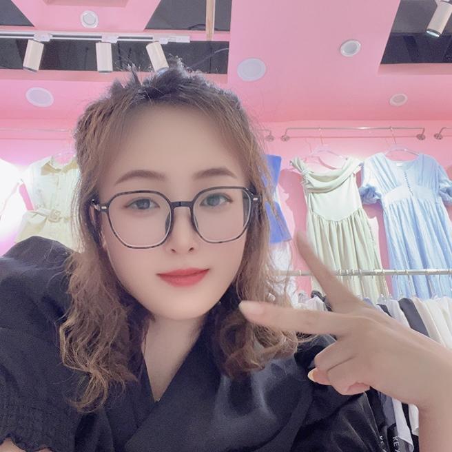 九零玖衣服装店