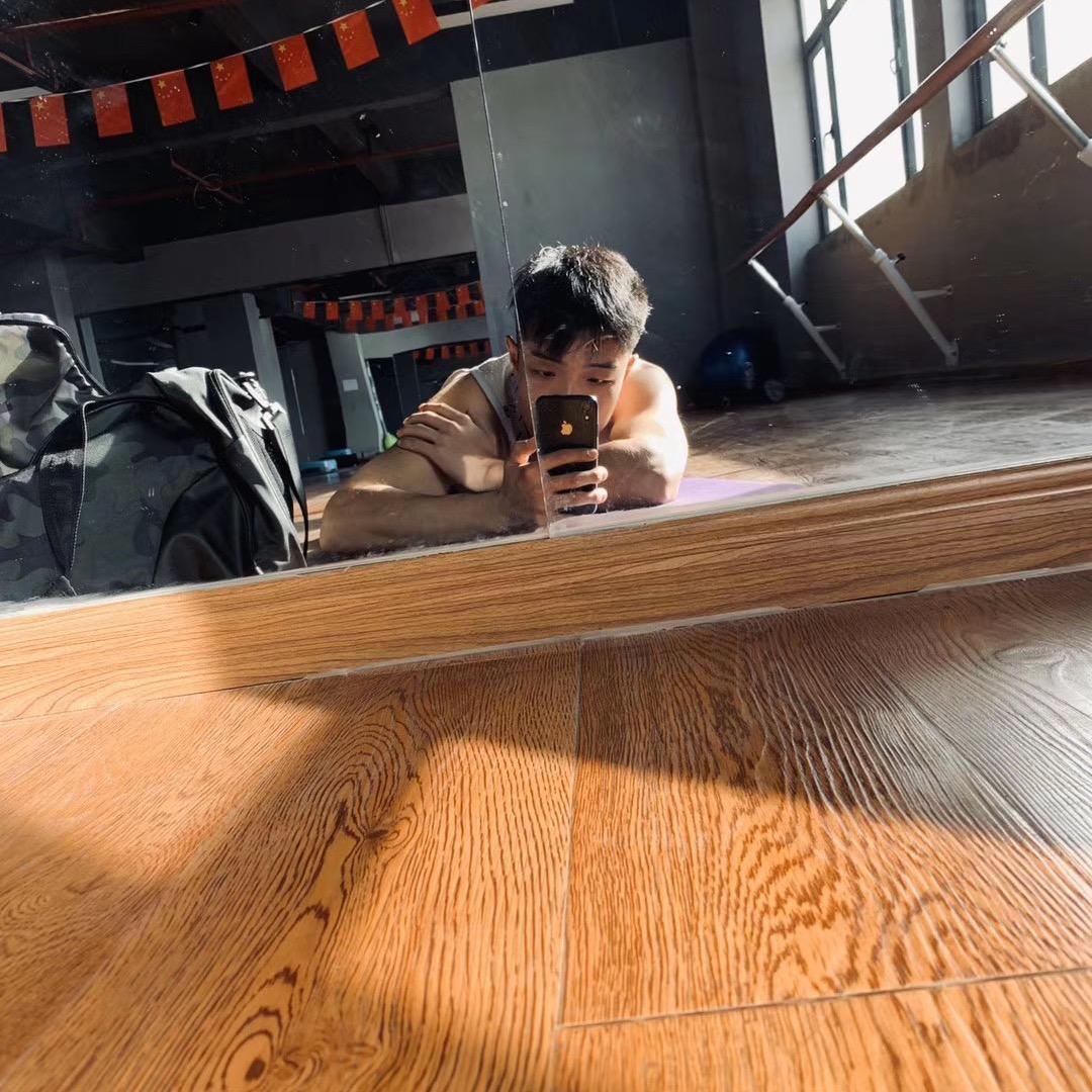 @明明就