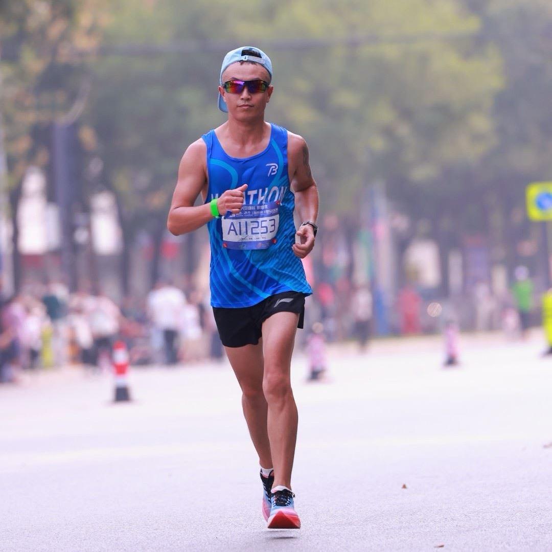 爱跑步的李先生🏃