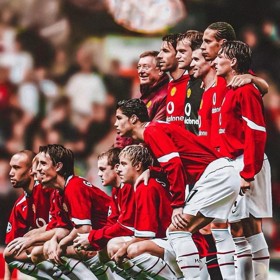 沿街二楼球衣小店