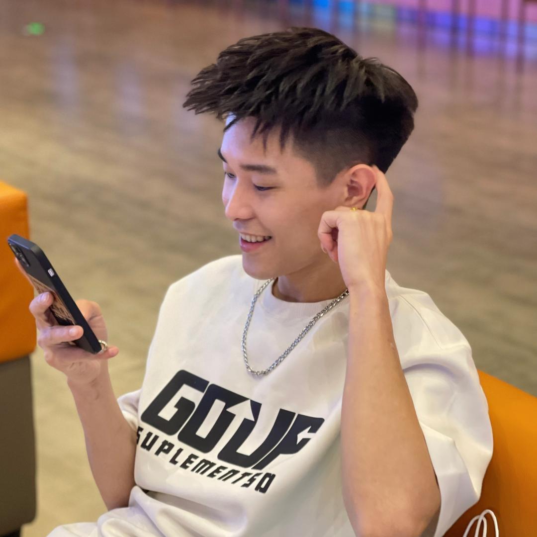 鸭哥哥男装